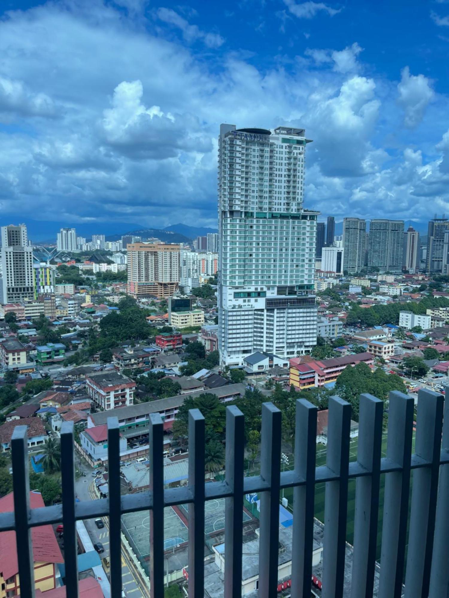 Colony Infinitum By Klcc Pangsapuri *