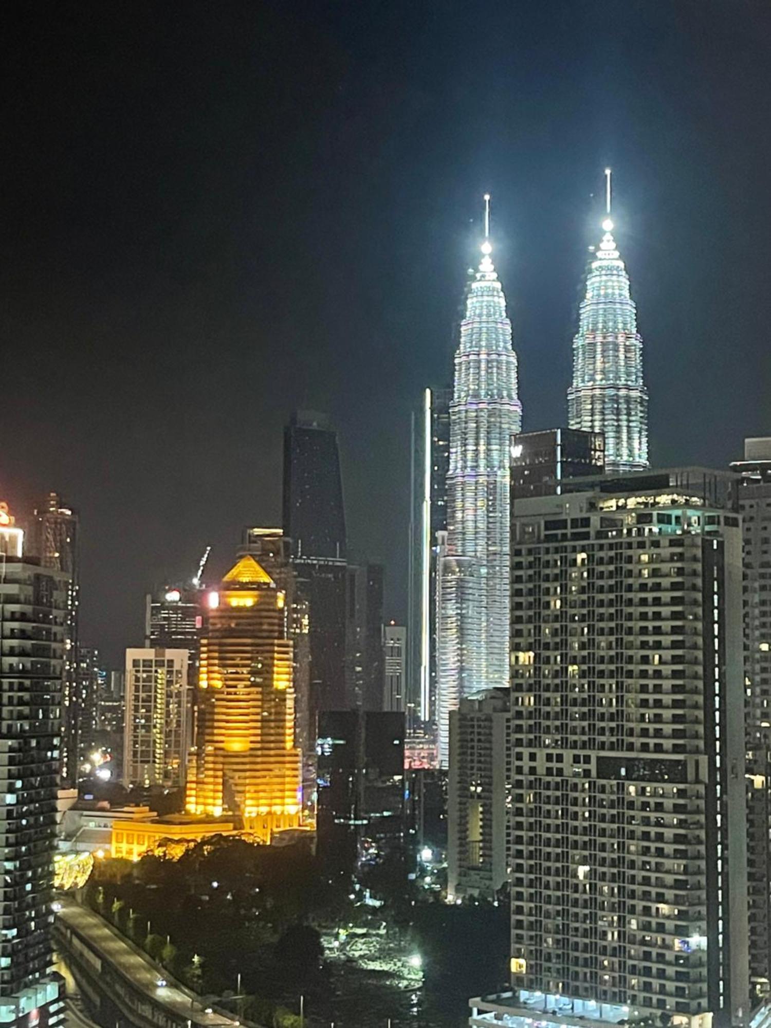 Colony Infinitum By Klcc Pangsapuri *